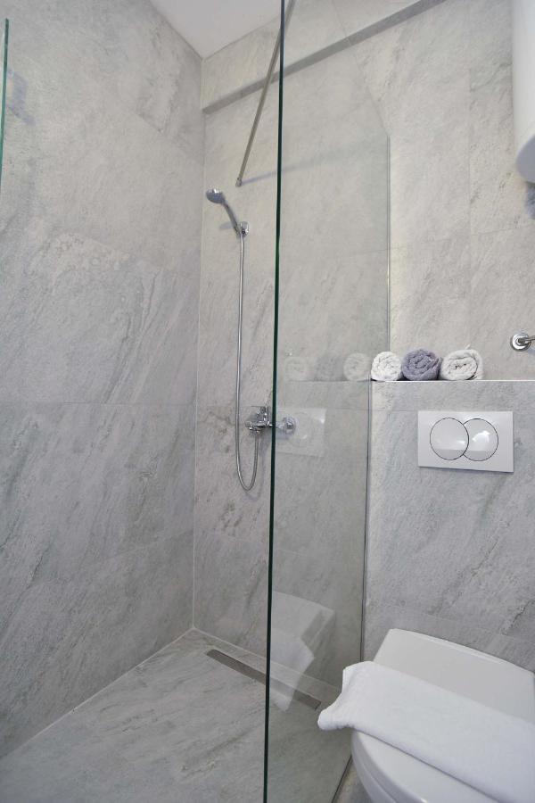 Verbalj With Swimming Pool *